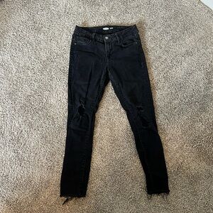 OLD NAVY Black Rockstar Super Skinny Jean - size 6